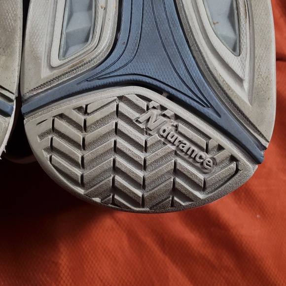 New Balance Women's 928 V3 Lace-up Walking Shoe Size 9 White - Picture 13 of 16